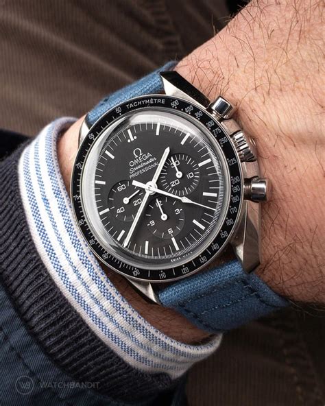 omega speedmaster guide.